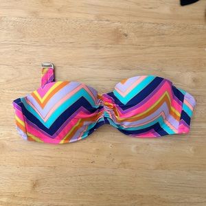 Victoria’s Secret underwire bandeau bikini top